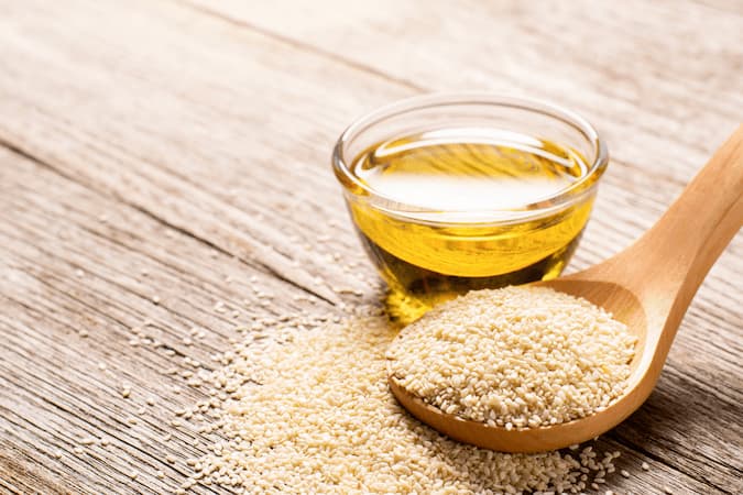 تصویر 2 از روغن کنجد اردکان یزد تهیه شده از کنجد مرغوب